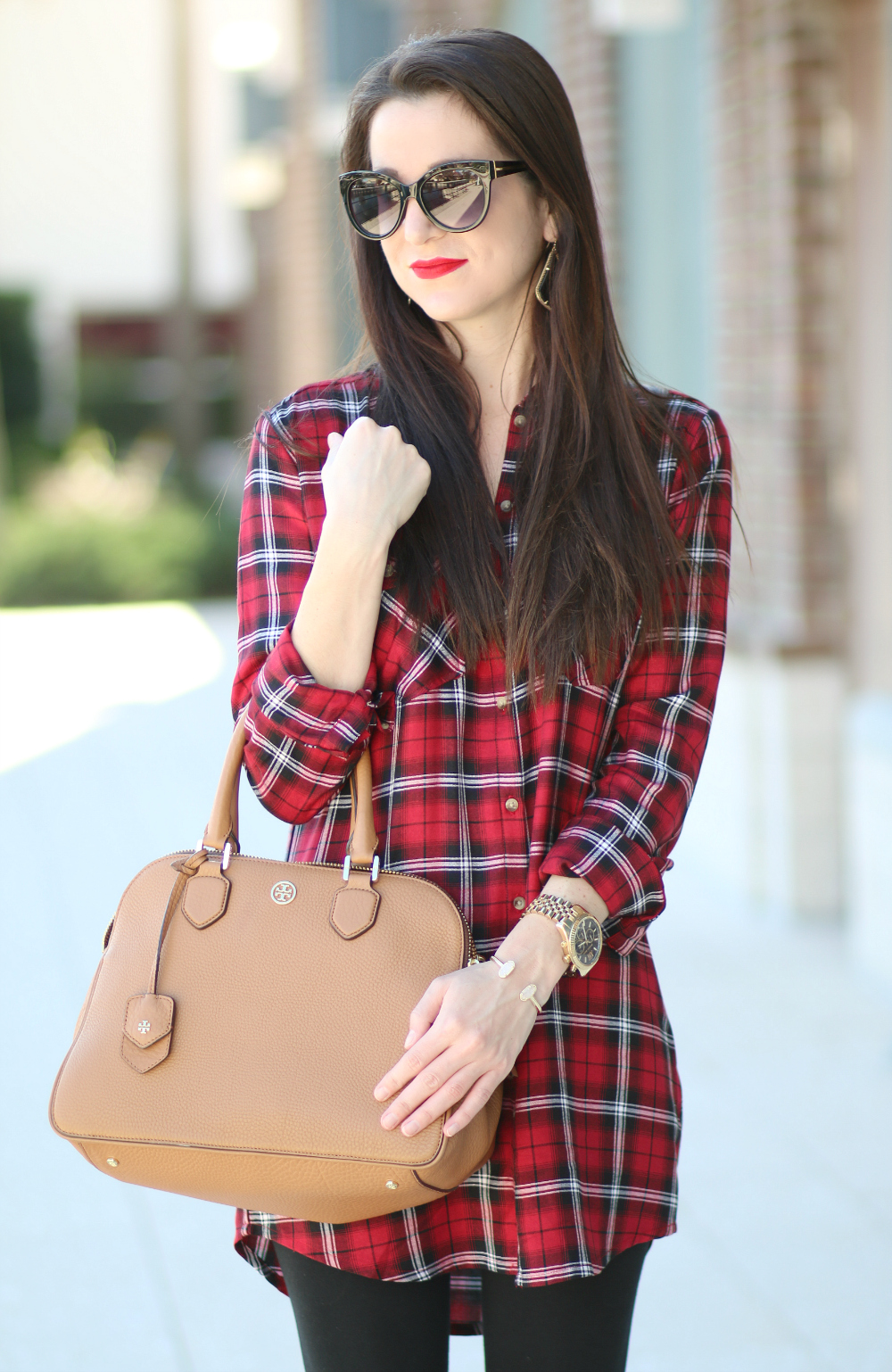 good red plaid shirt outfit
8