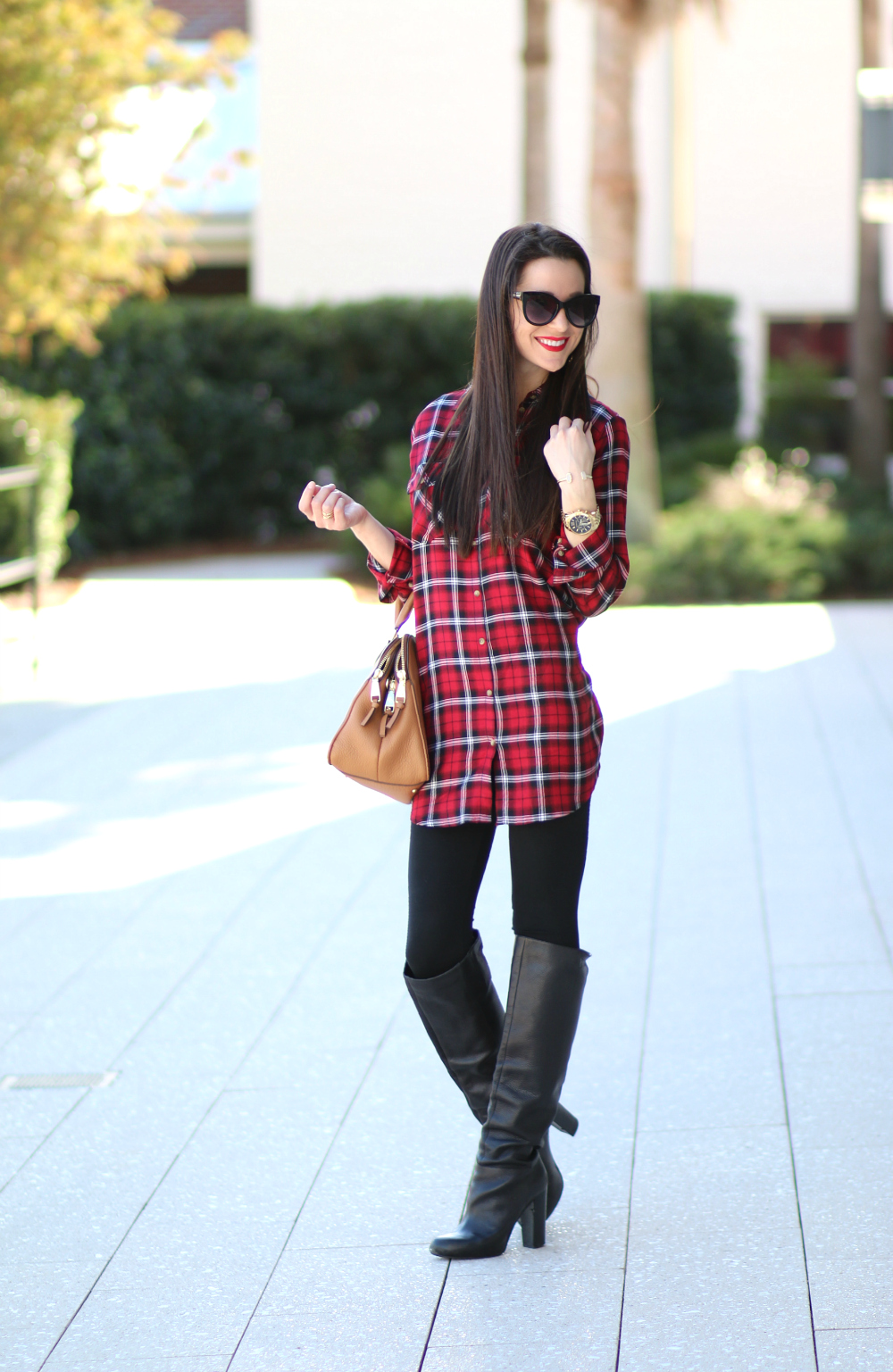 creative red plaid shirt outfit
14