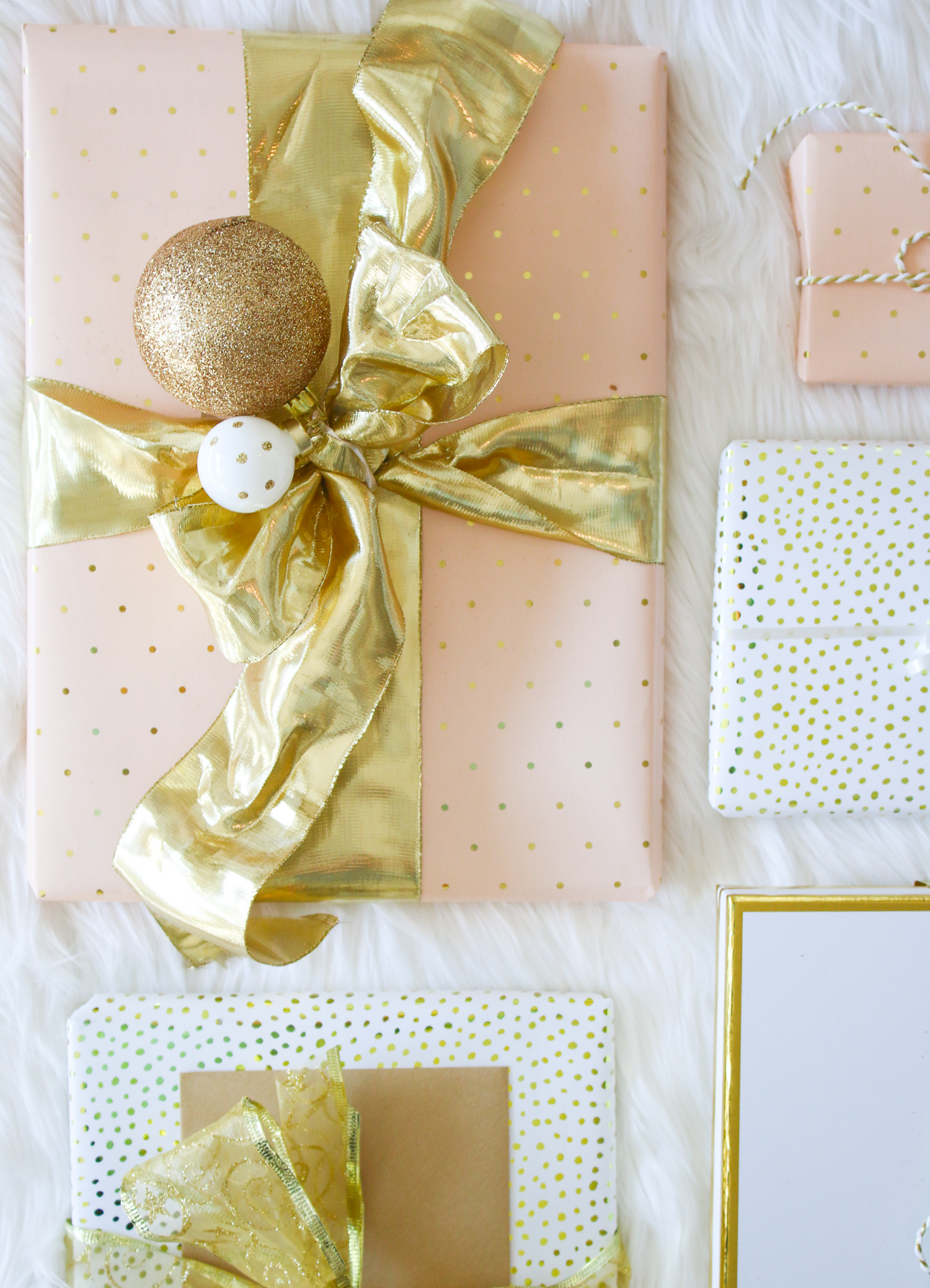 elegant holiday gift wrap