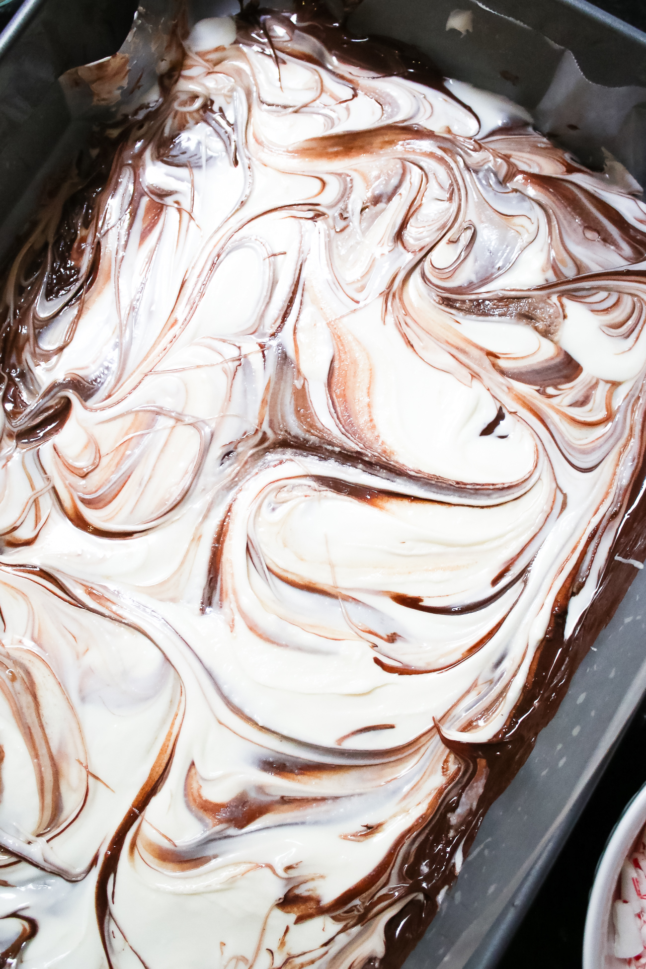 Homemade peppermint bark recipe adapted from Elisabet Der Nederlanden's "Holiday Cookies" that tastes exactly like the famous William Sonoma Peppermint Bark by southern blogger Stephanie Ziajka from Diary of a Debutante Homemade peppermint bark recipe adapted from Elisabet Der Nederlanden's "Holiday Cookies" that tastes exactly like the famous William Sonoma Peppermint Bark by southern blogger Stephanie Ziajka from Diary of a Debutante